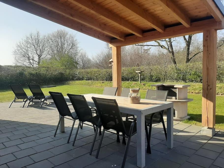Vakantiehuis Eikzicht Gelegen Aan Het Bos Елсло Екстер'єр фото